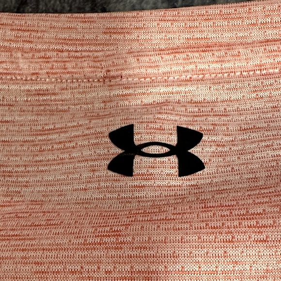 Under Armour Women's Peach Long Sleeve Top BNWT - Picture 8 of 10